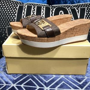 MICHAEL KORS flat shoes